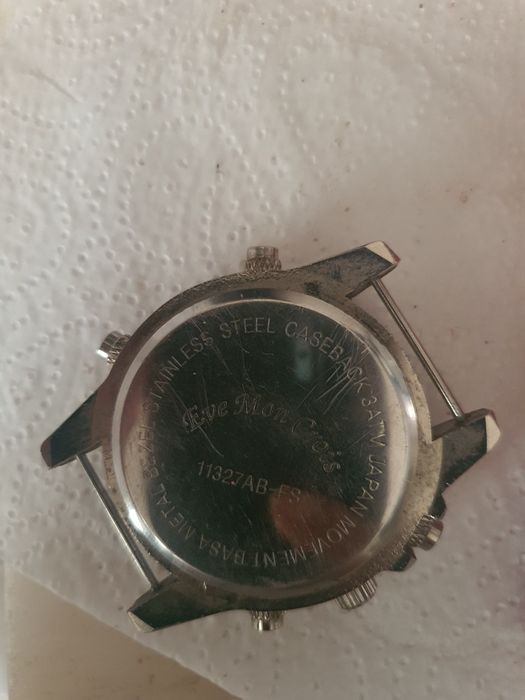 2 relógios a funcionar