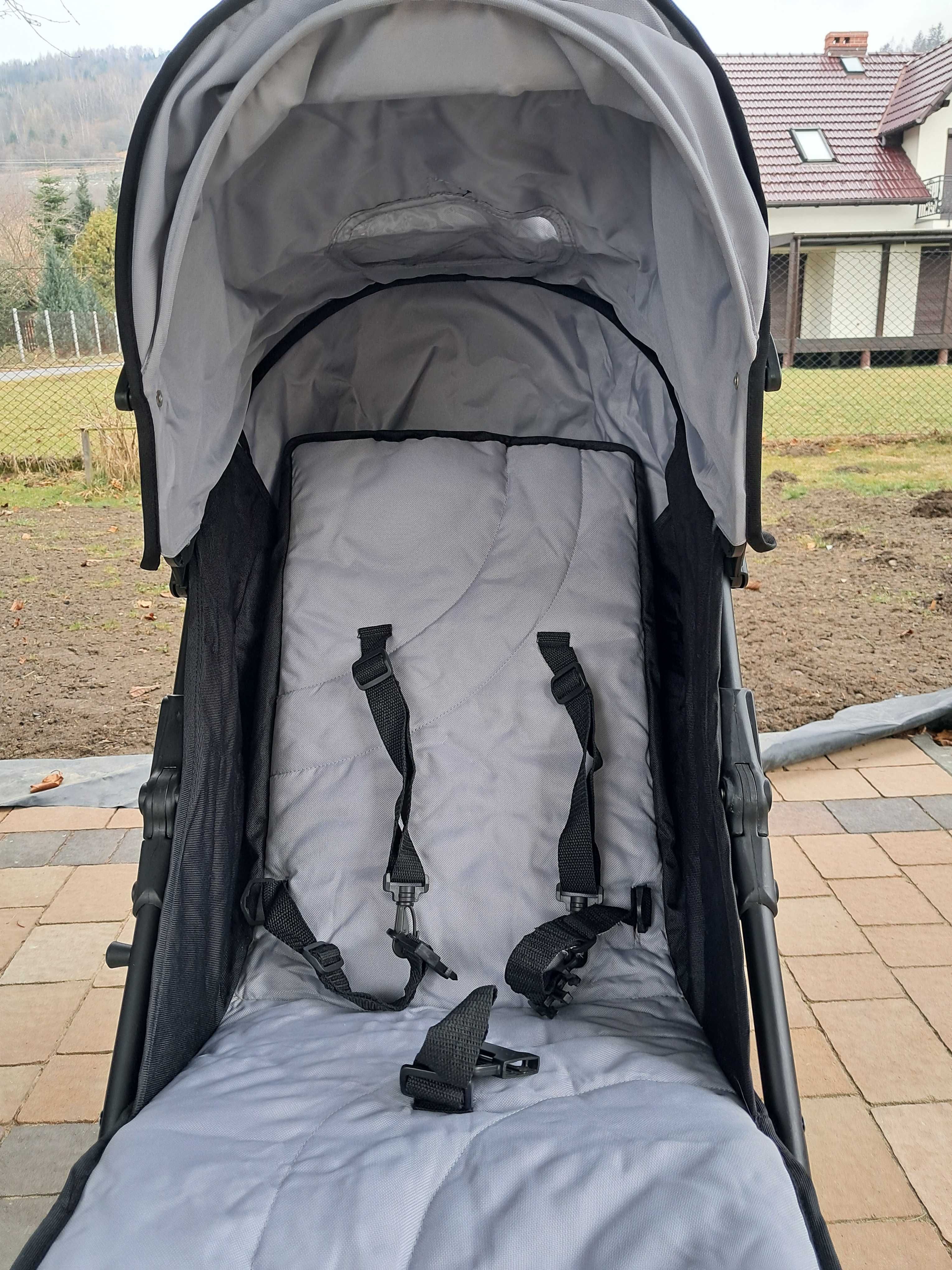 Wózek spacerowy firmy Ritmo