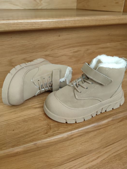 Нові зимові черевики/ ботинки з протиударним носком, 28 розмір