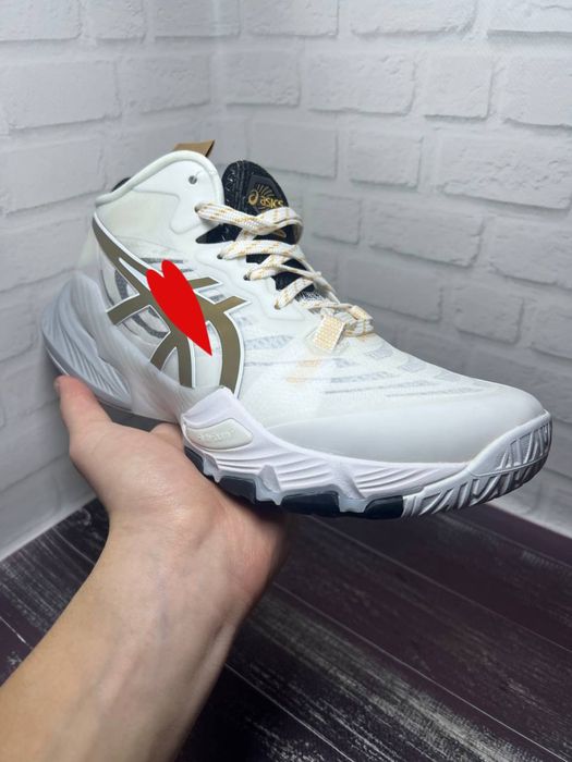 Волейбольні кросівки Асікс Metarise