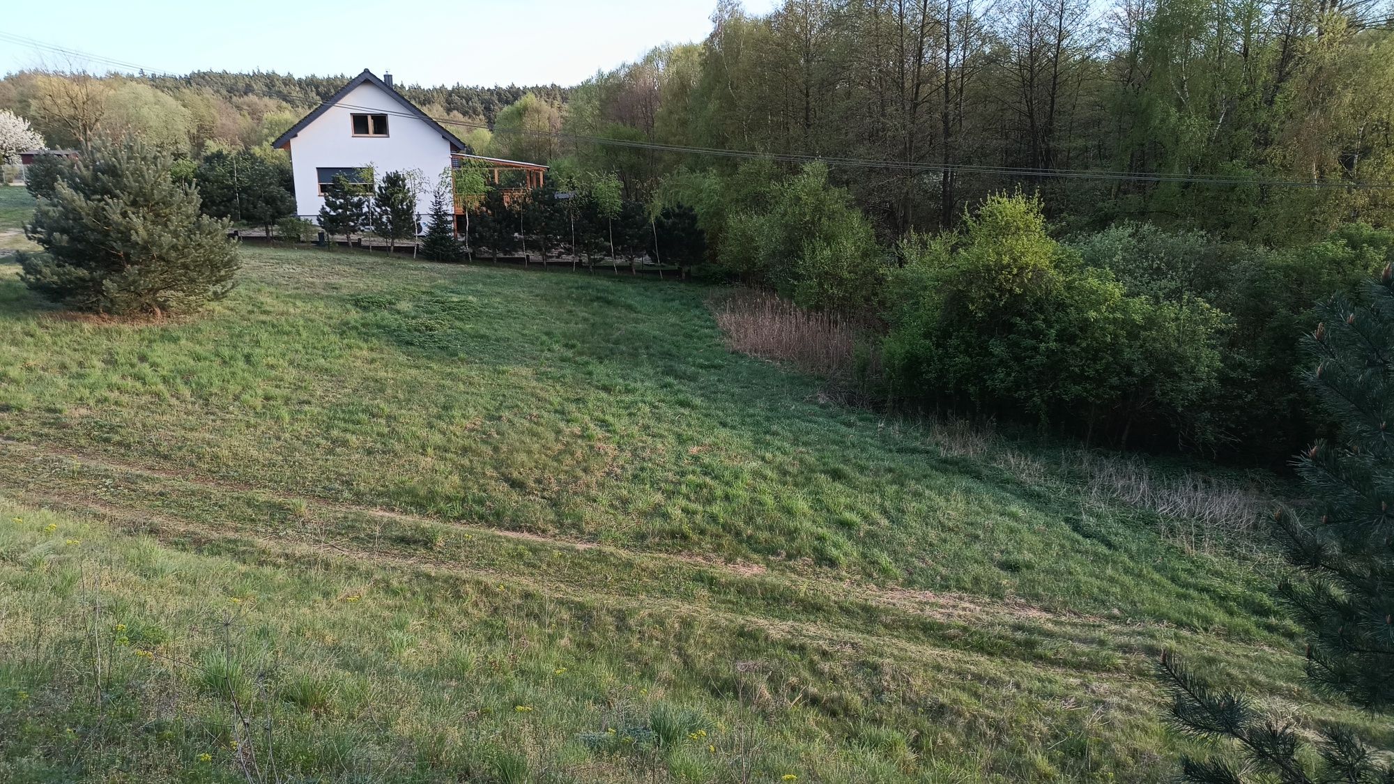 Działka budowlana z warunkami zab. w sąsiedztwie  lasu i j. Powidzkieg