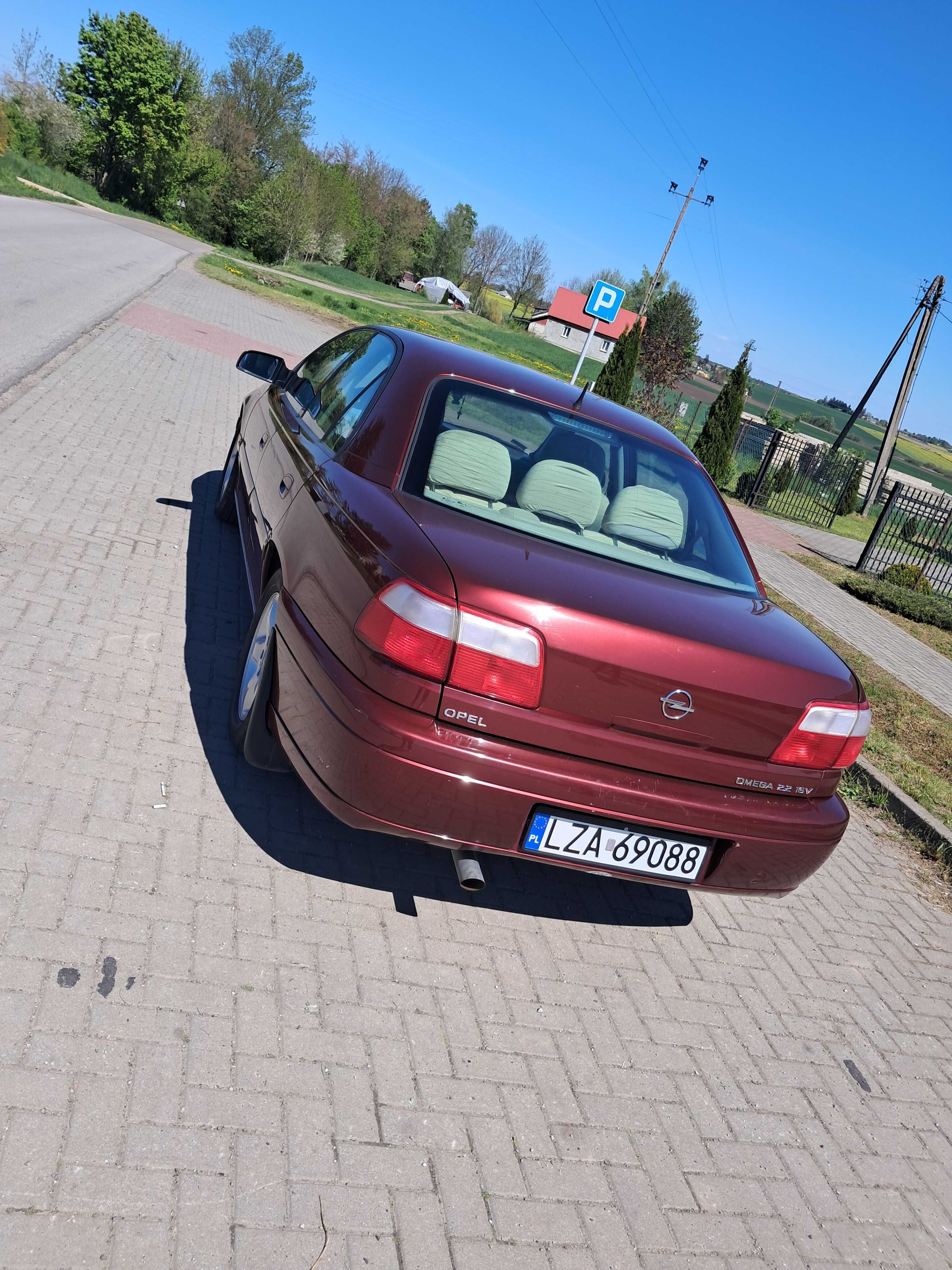 Opel Omega B FL 2.2B