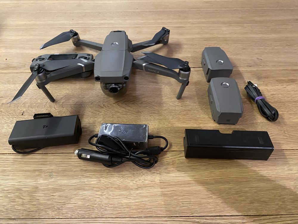 DJI mavic 2 zoom fly more combo