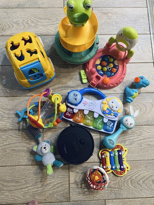 Іграшки лот на 1.5-2-5 роки