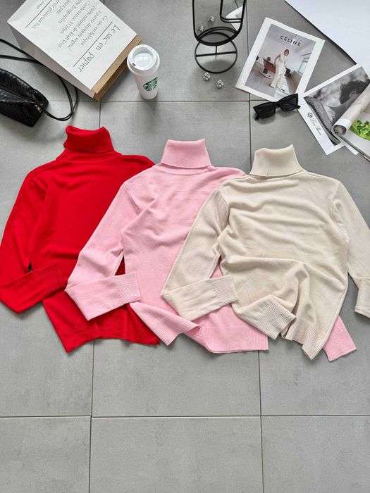 Жіночий трикотажний гольф з горлом гольфік з коміром