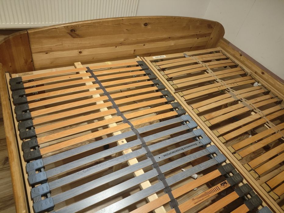 Łóżko sosnowe 200x200