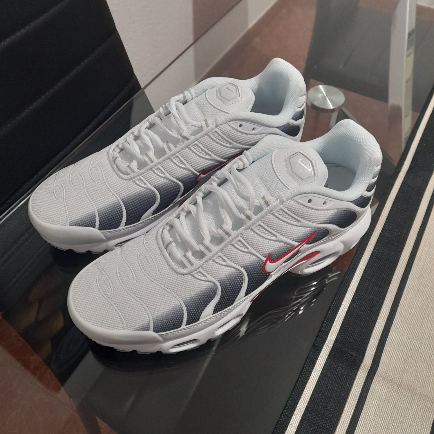 Nike air max tn  n-42  novos por metade do preço