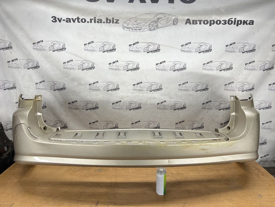 Бампер задний Dodge caravan chrysler town country 11-19 652694e