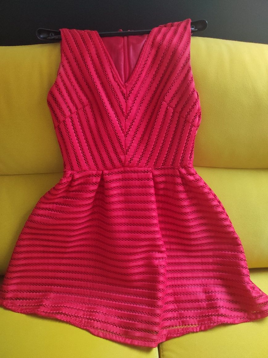 Czerwona sukienka H&M 38