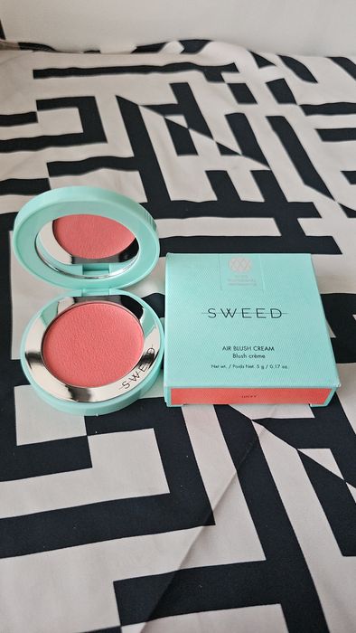 Sweed Air Blush Cream, kremowy róż do policzków