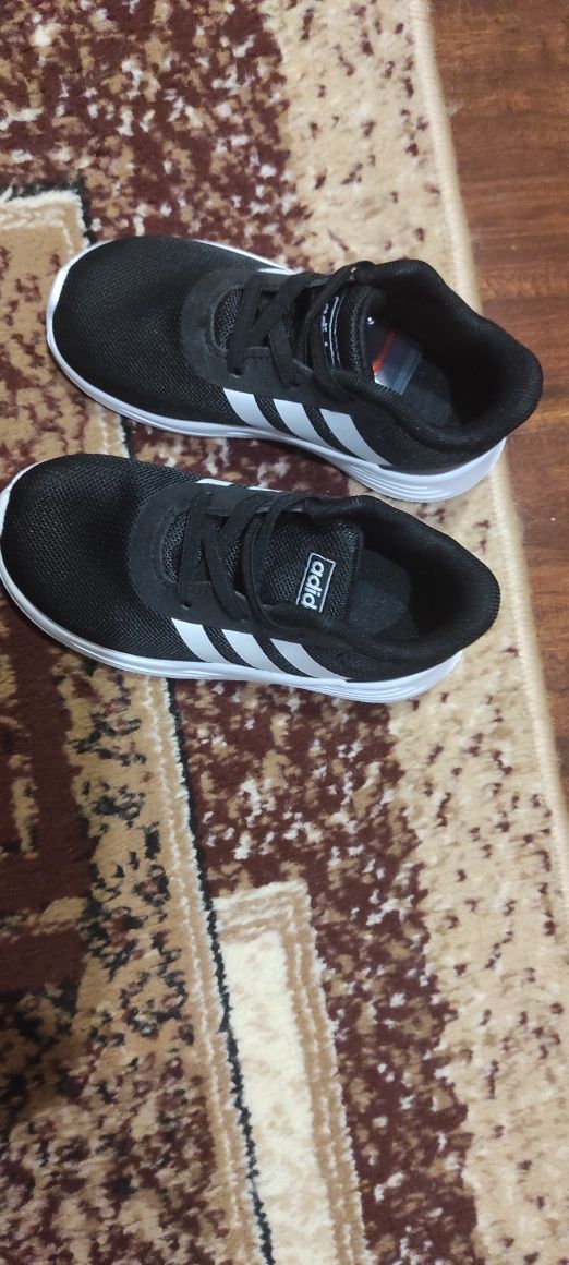 Кросівки adidas lite