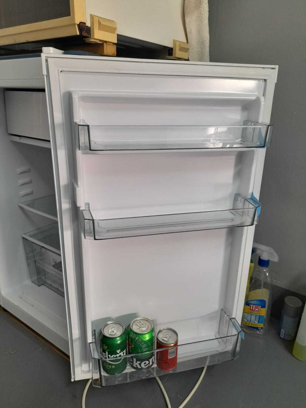 Frigorífico Mini Bar VOX KS1100F