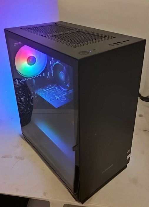 PC Gaming Ryzen 5 + RX 6600 – 16GB RAM – SSD 512GB – €500 (negociável)