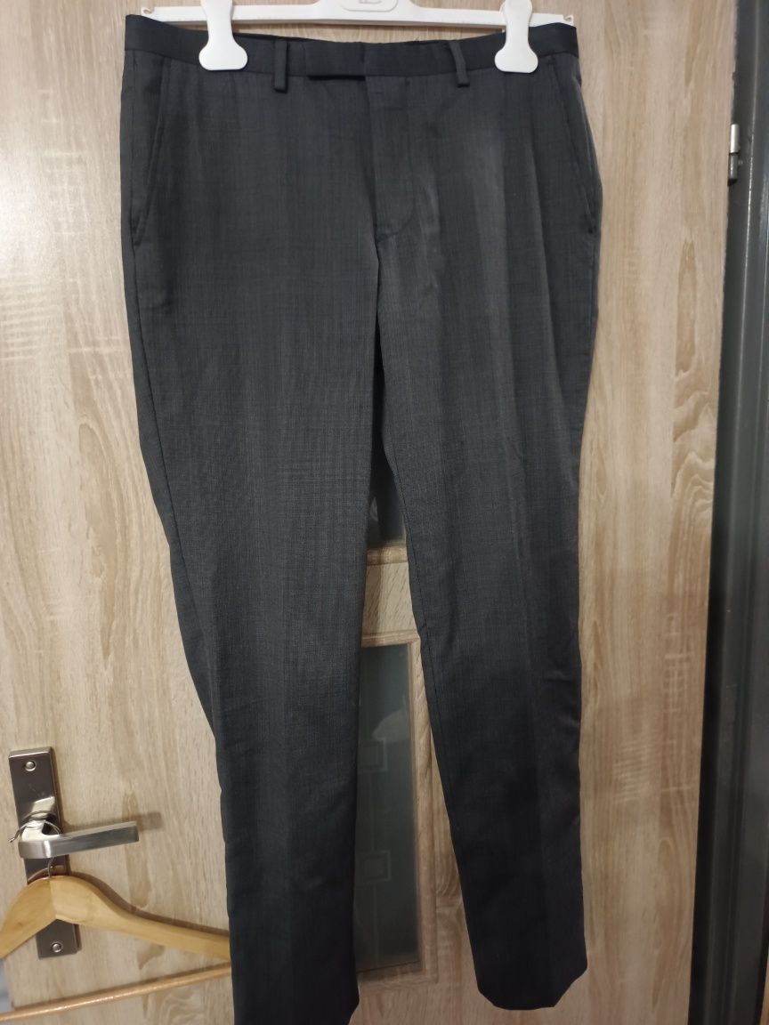 Spodnie garniturowe męskie 48