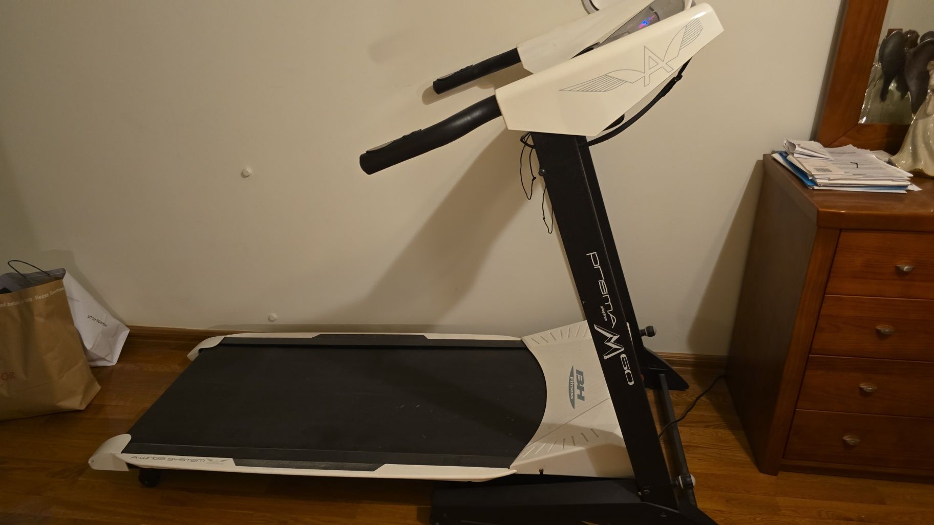 Passadeira BH prima M 60 - 4CV profissional de casa