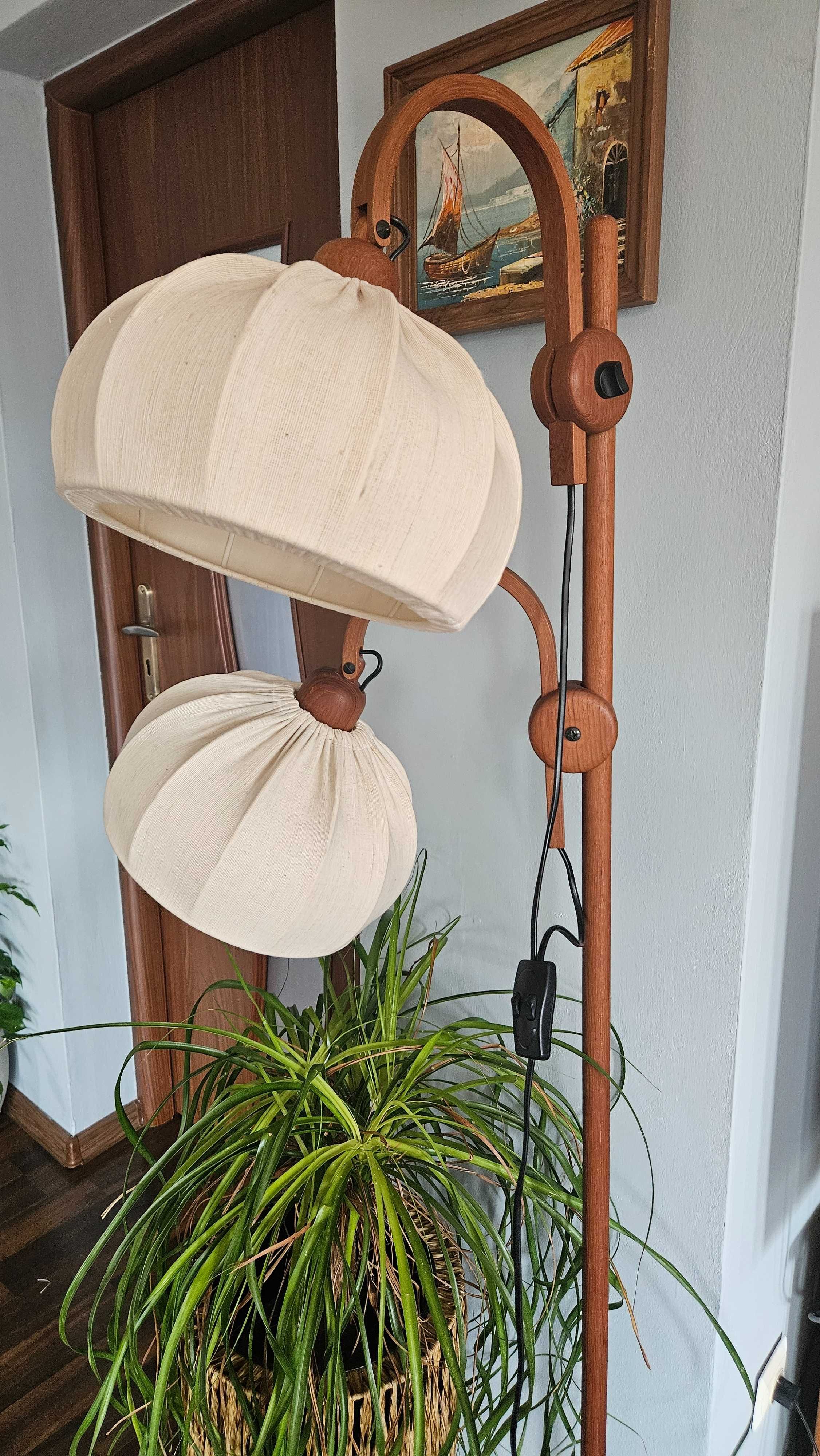Lampa duńska stojąca z lat 60tych drewniana vintage art deco
