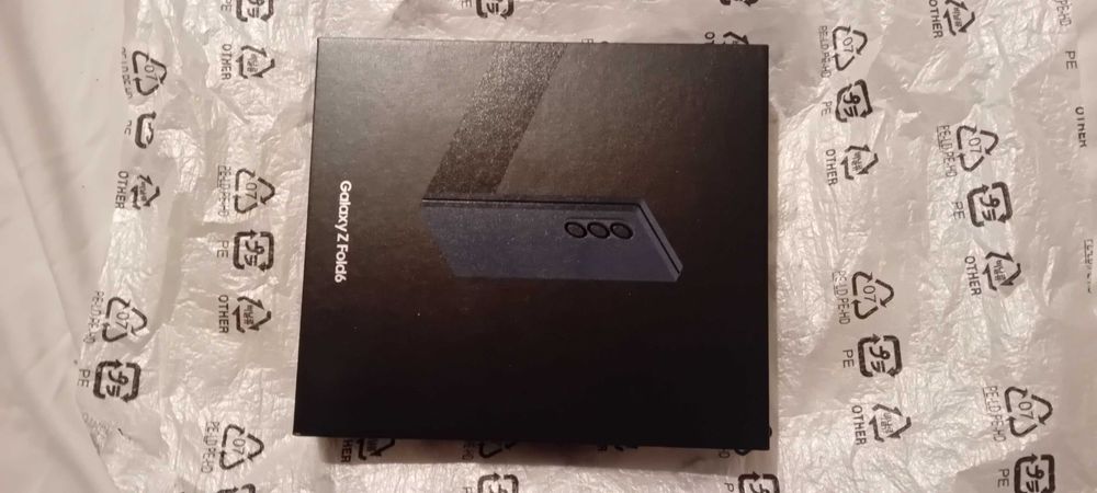 Sprzedam Nowy Telefon Samsung Z Fold 6 1 Tb Navy