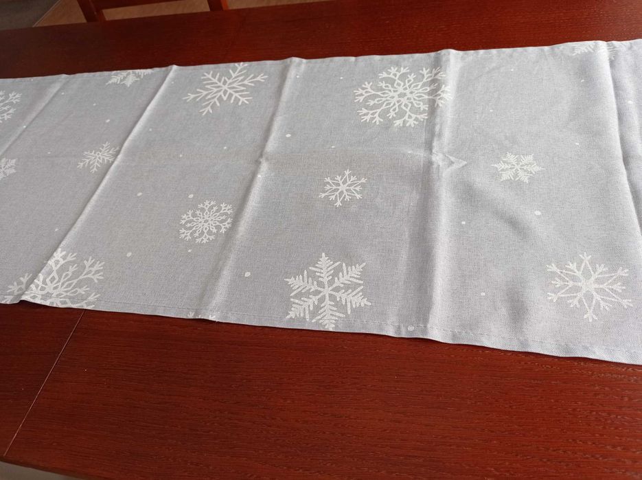 Nowy bieżnik świąteczny 150x40