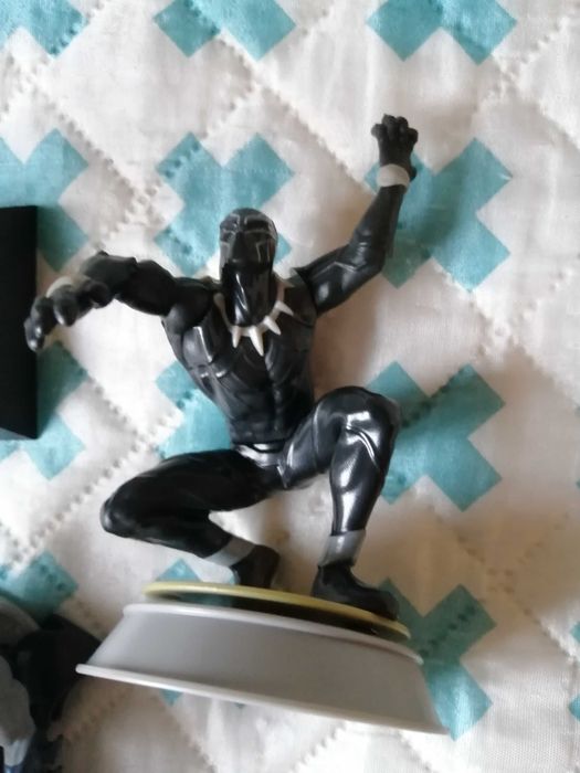 Bonecos de super heróis