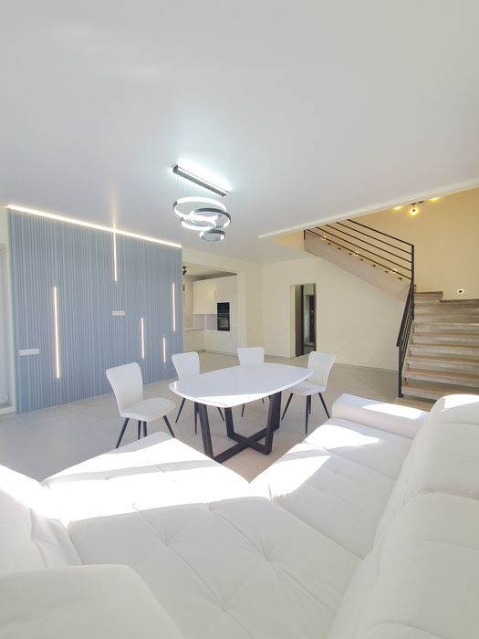 Продам, новый дом, Новоалександровка, элитный район, без комиссии