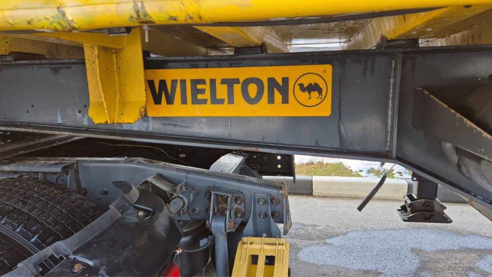 Продам прицеп Wielton