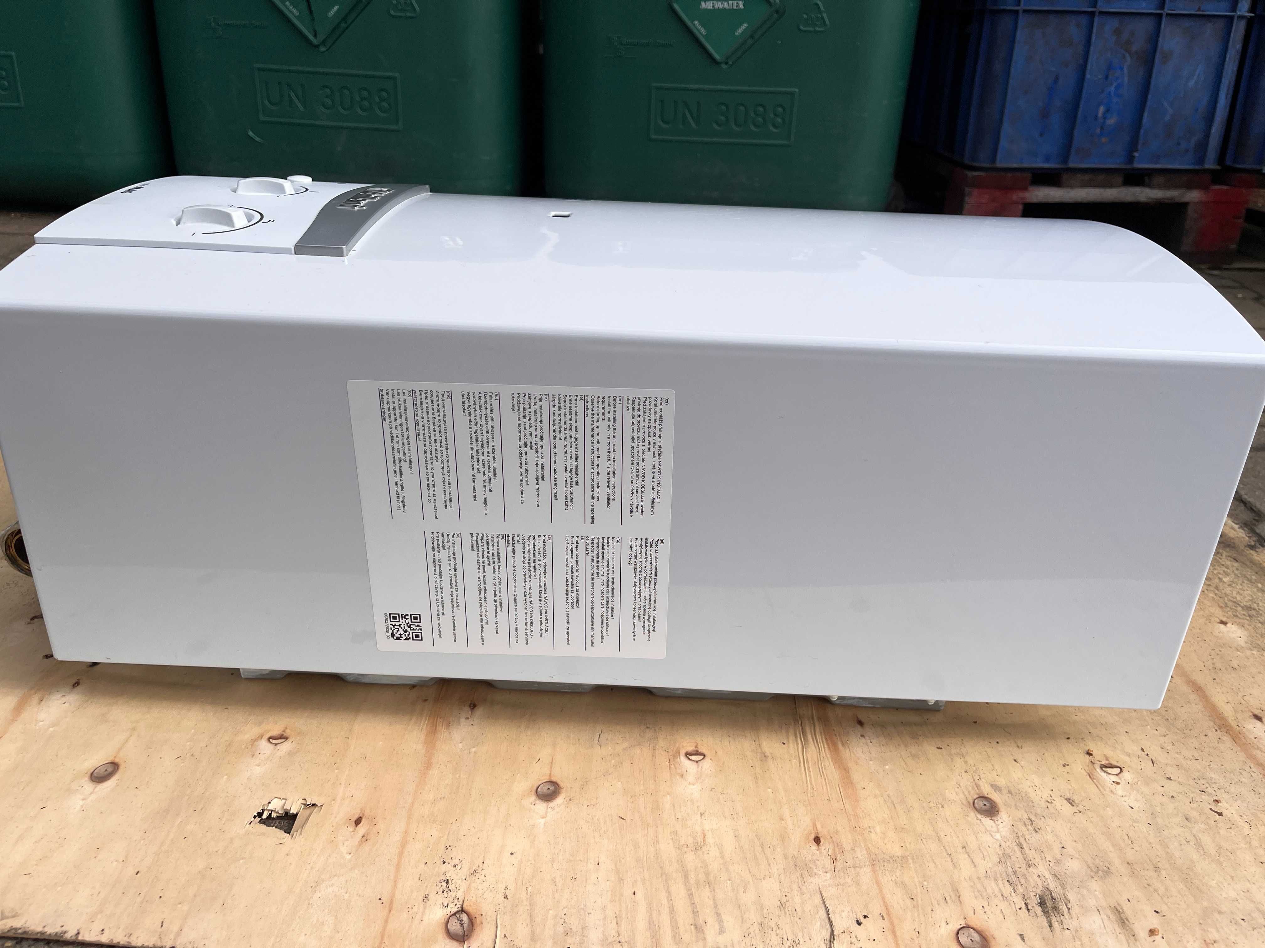Piecyk gazowy podgrzewacz wody Vaillant Atmomag Mini 114/1 6,4-18,1kW
