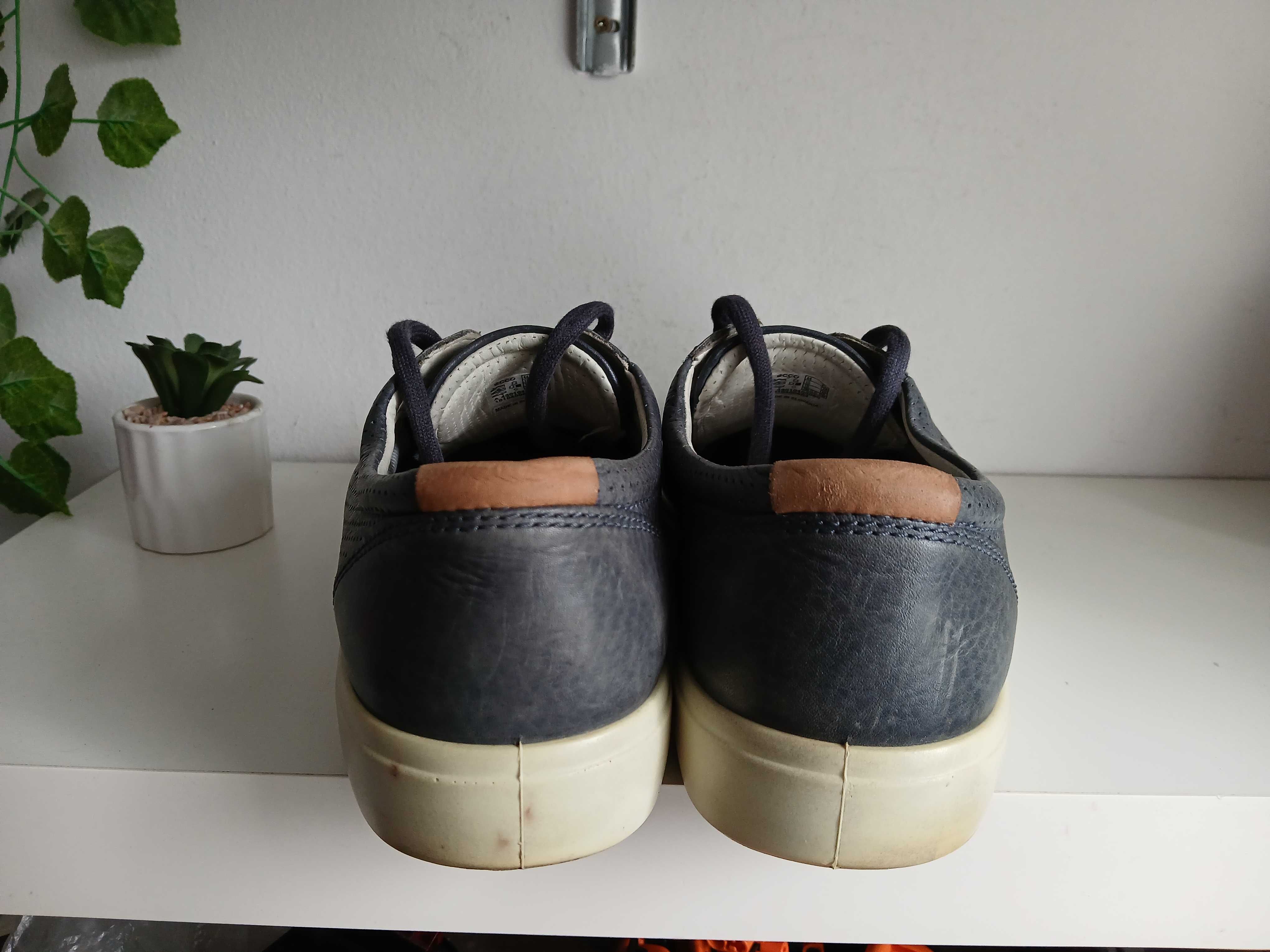 Buty Ecco Soft 7 r. 44