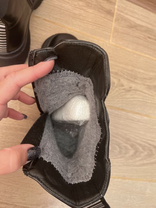 Зимние кожаные ботинки на девочку 36р., 23.5см