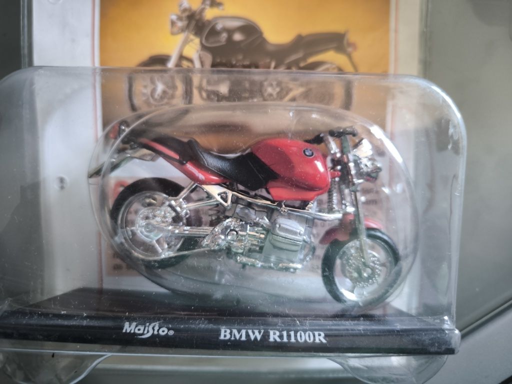Miniatura BMW R 1100 R - Maisto (Escala 1:18)