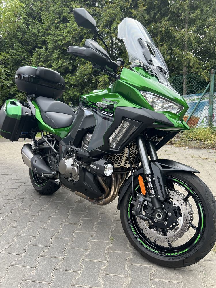 Sprzedam Kawasaki Versys 1000 SE GT Przebieg 11 000 km