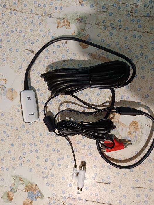 Vendo cabo  novo PC e ligar ao fones bom estado