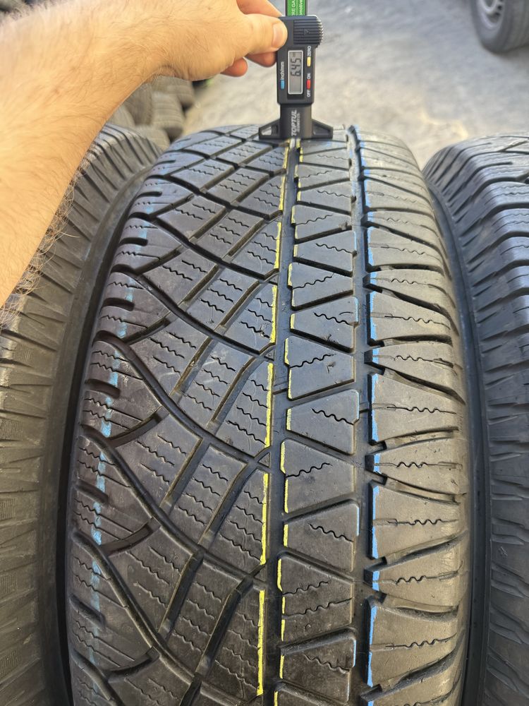 Шины БУ 265 65 R 17 Michelin latitude cross резина комплект