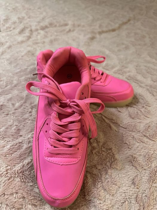 Кросівки кеди нові