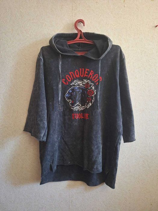 Стильне Худі Iconic Conqueror З Принтом / Розмір L