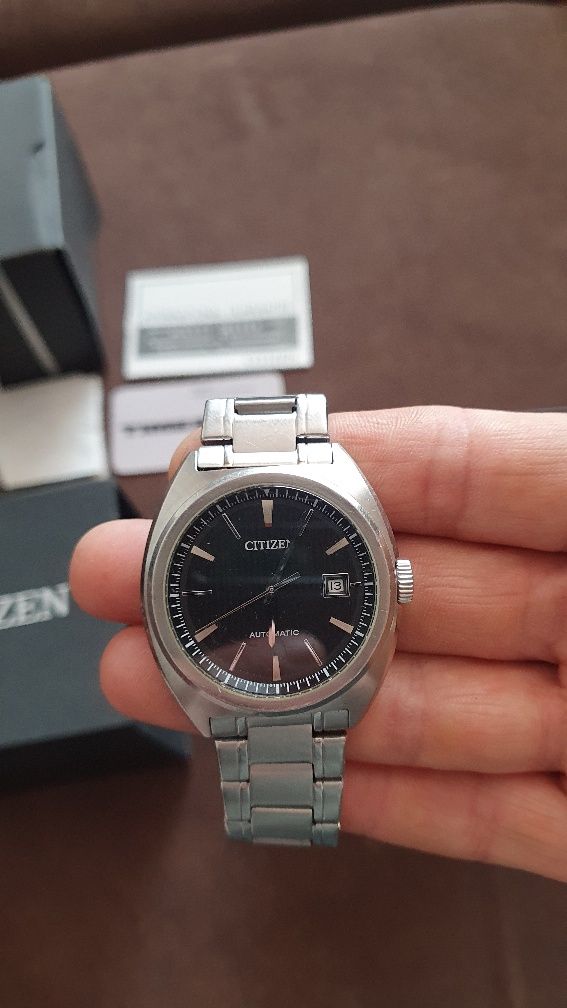 Продам наручний годинник Citizen