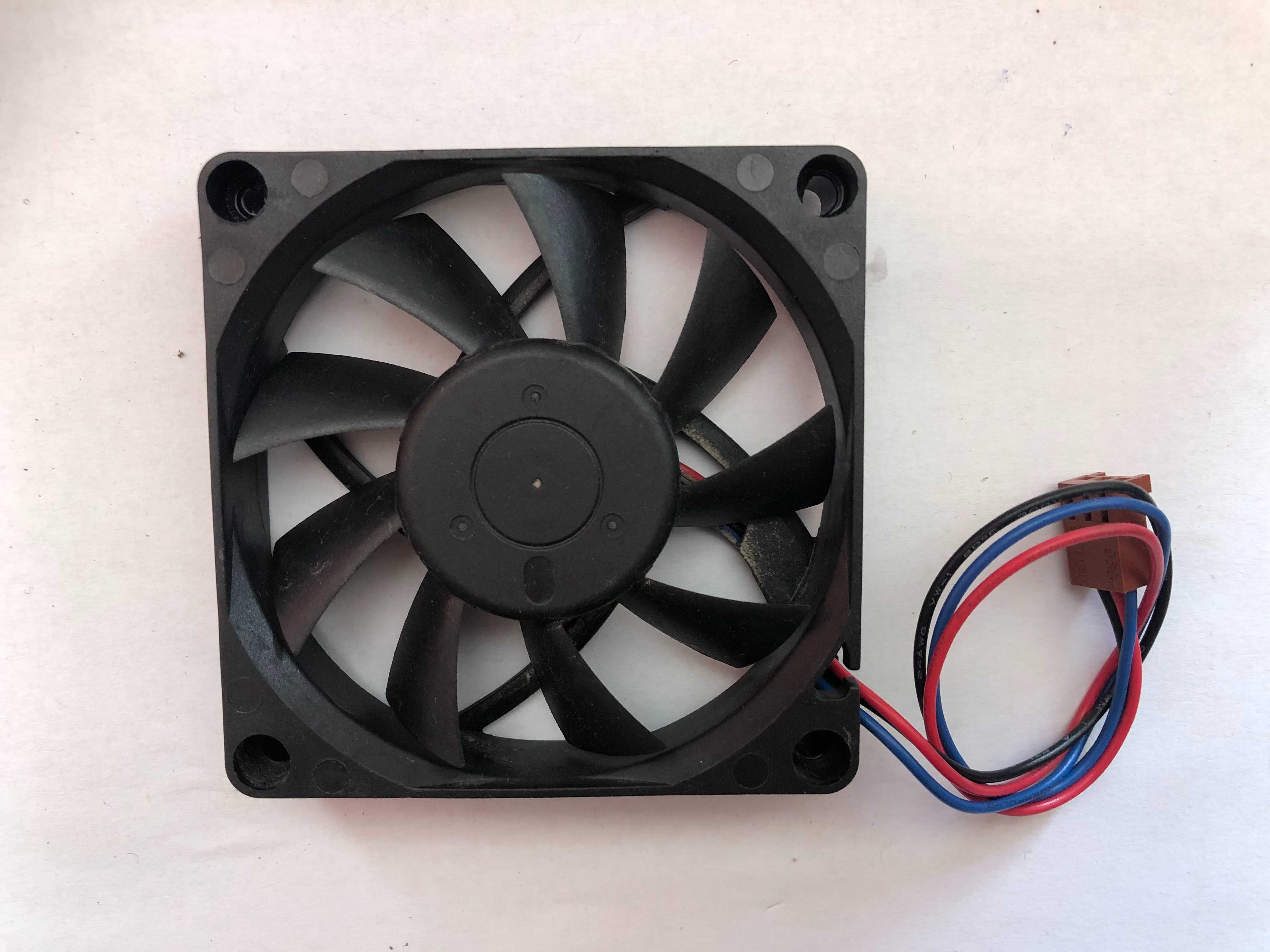 Wentylator Brushless AFB0712HB  12V,  7x7x1,5 cm, (3 żyły)