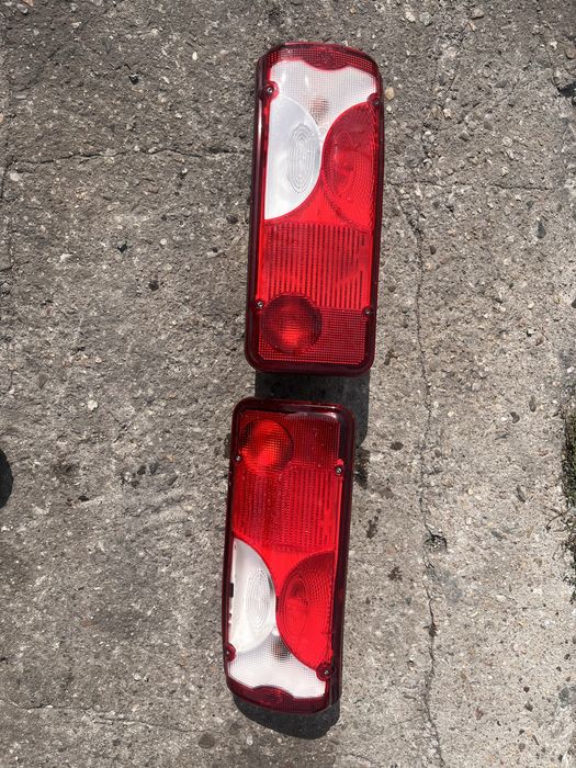 Mercedes sprinter 906 lampa tyl prawa lewa