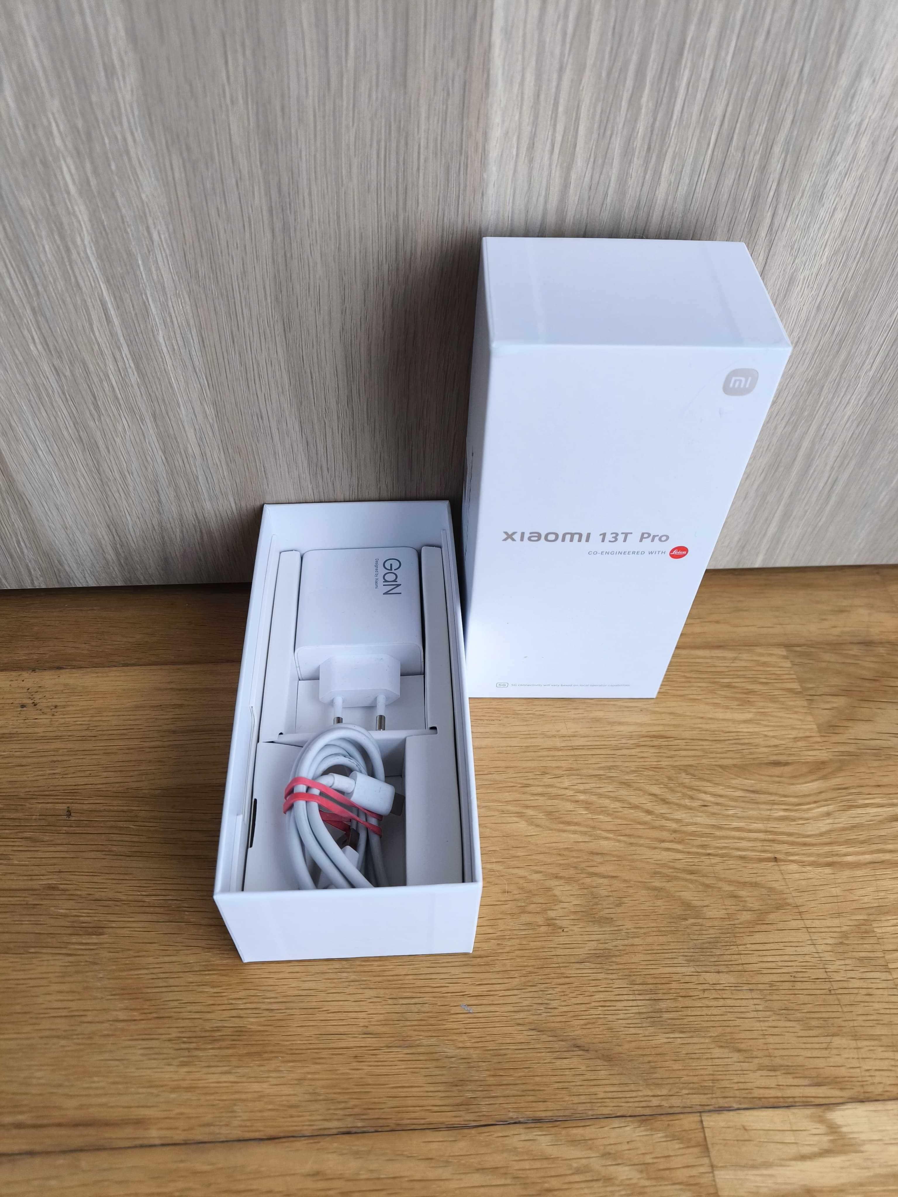 Xiaomi 13T Pro 256G/12G - COMO NOVO (CAIXA +CARREGADOR 120W + CAPA)