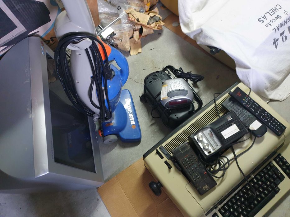 rádios e televisores