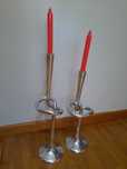 Conjunto de castiçais com velas