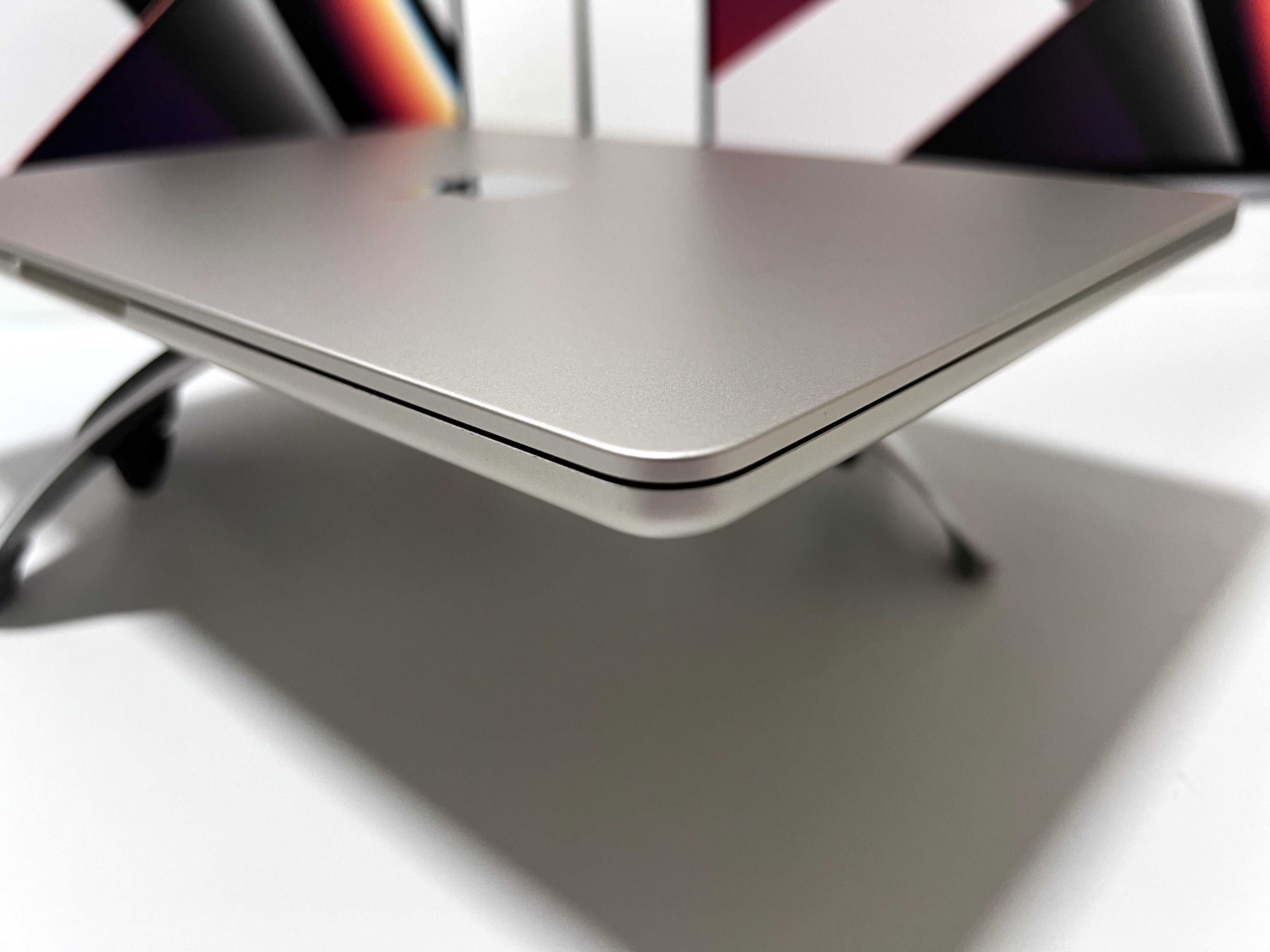MacBook Air M2 A2681 Starlight Разбірка Дисплей Топкейс