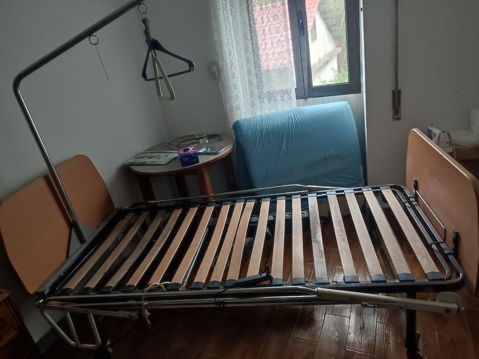 Cama Articulada Electrica ( Bom estado l
