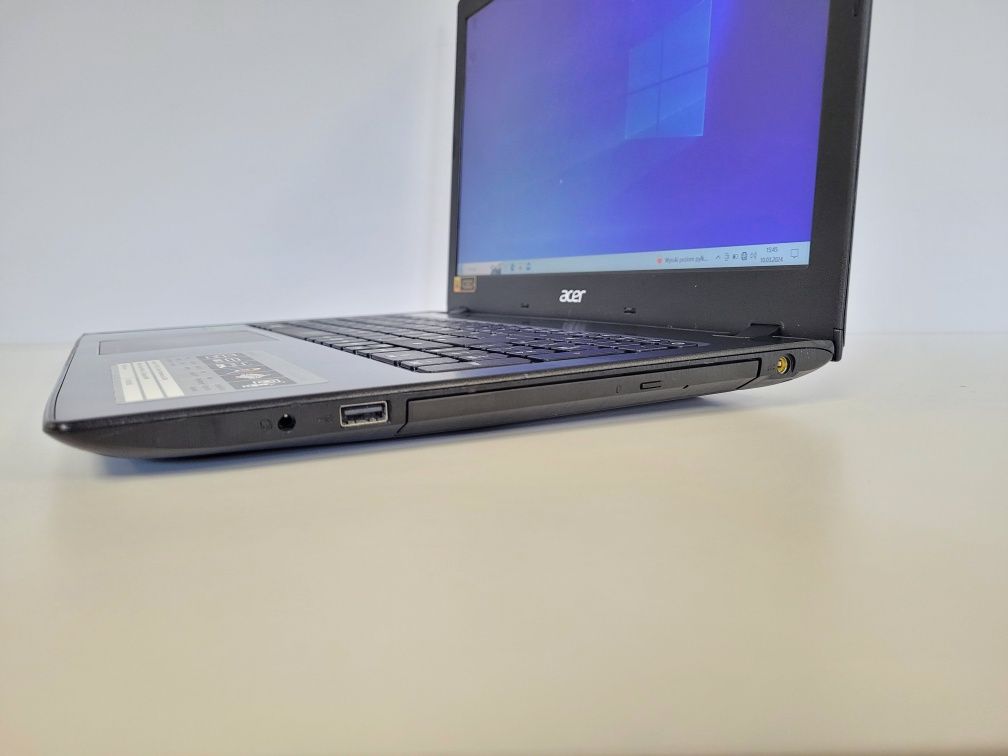 Laptop gamingowy Acer - i7, 8gb ram, GTX 940, Super Bateria, SSD 250gb