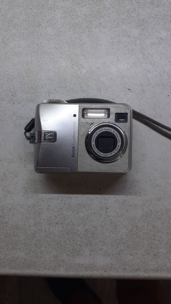 продам цифровик  Kodak Easy Share C300