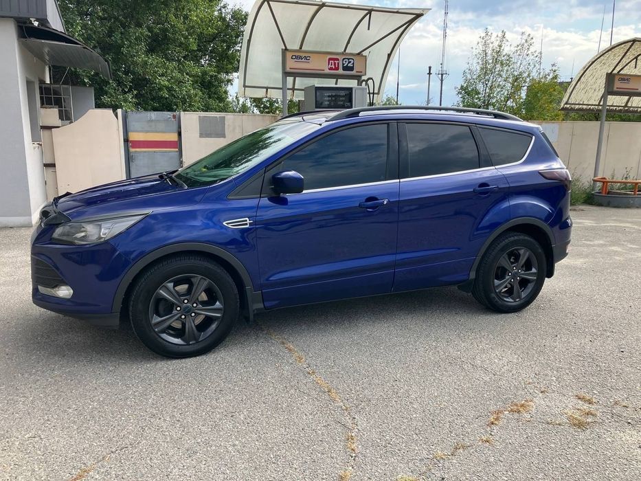 Продам Ford Escape
