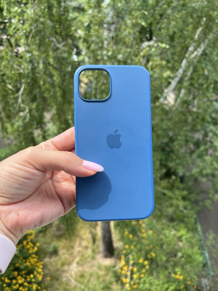 Оригінальний чехол на Apple iPhone 13