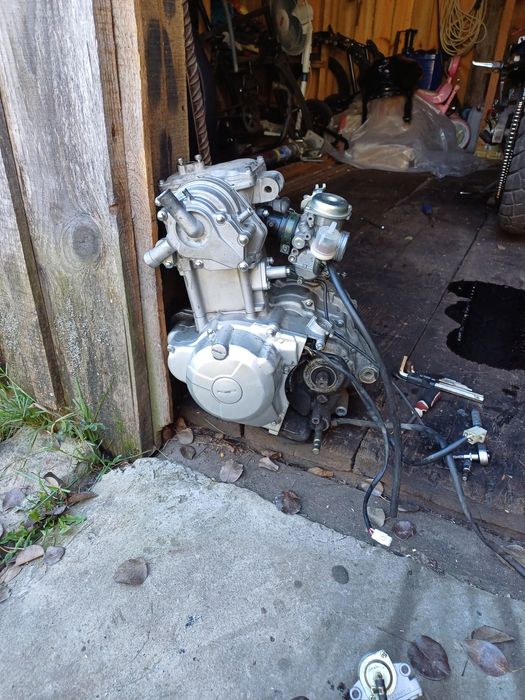 Мотор джанши водянка 150-31.. 17 конских сил в розборці