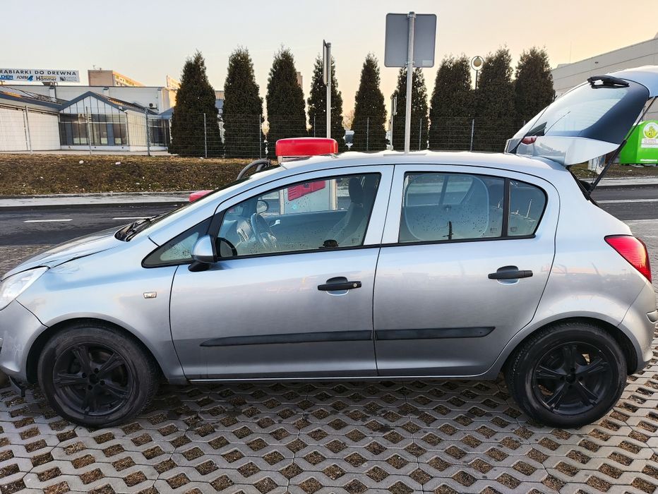 Opel corsa D 1.2 2007 aktualne