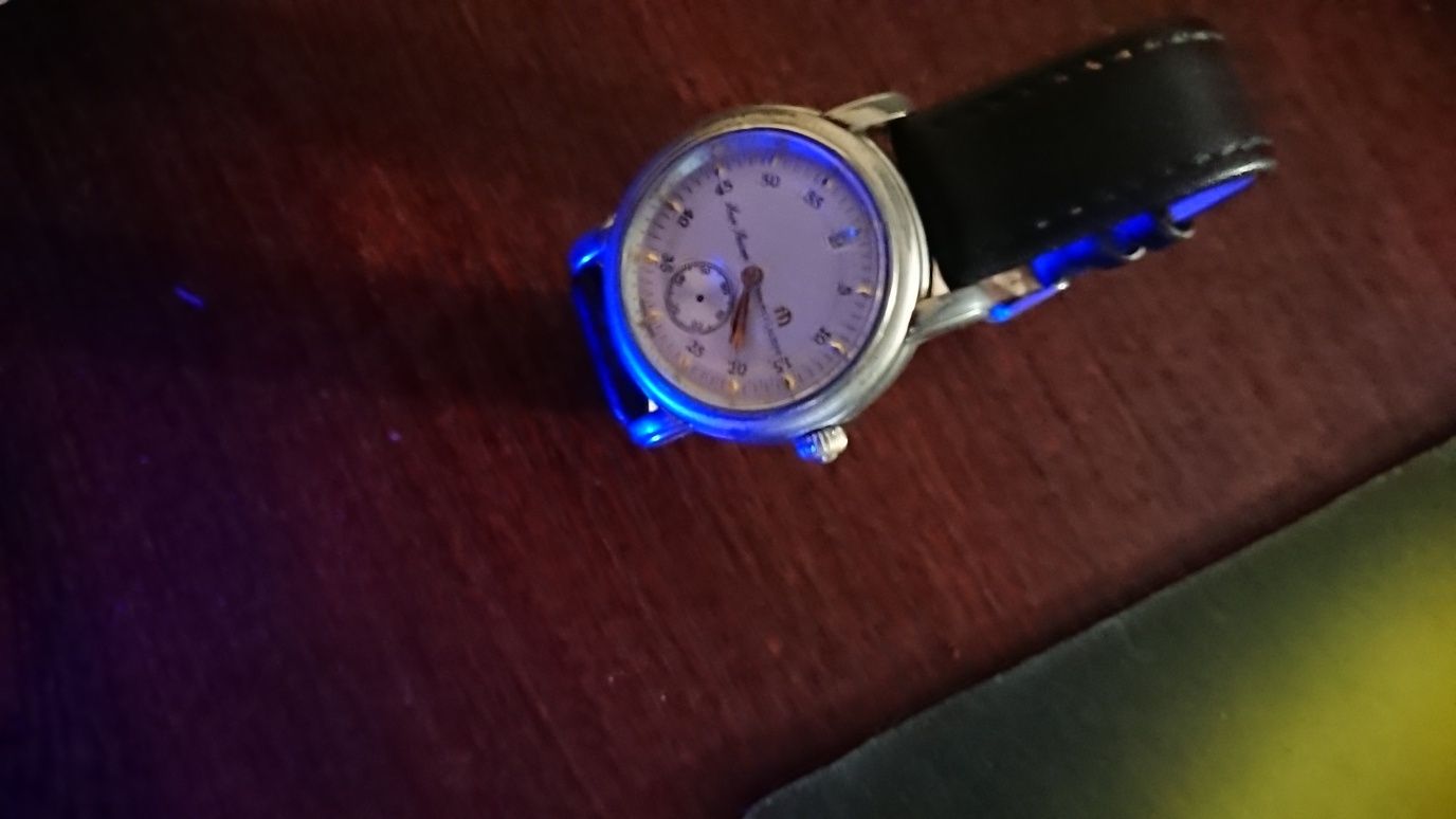 Часы наручные Maurice Lacroix бренд цена договорная состояние хорошее