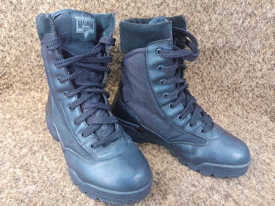 Черевики,берци  Magnum Hi-Tex 38 розмір.